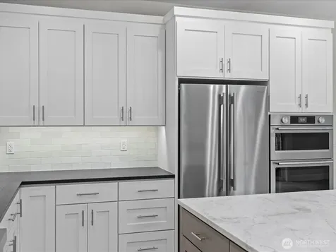 9207 NE 175th Street Bothell WA 98011