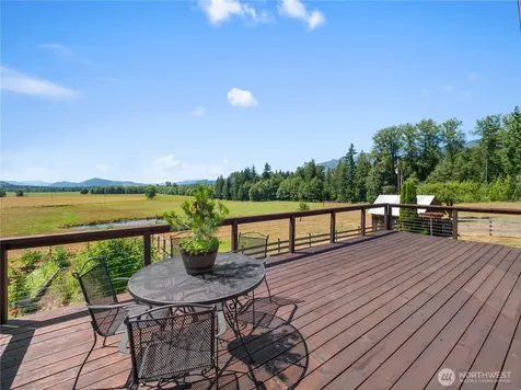 192 Skinner Road Randle WA 98377