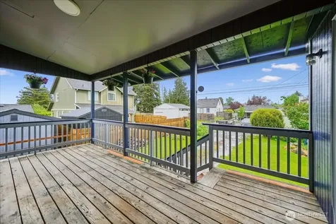 1022 E 56th Street Tacoma WA 98404