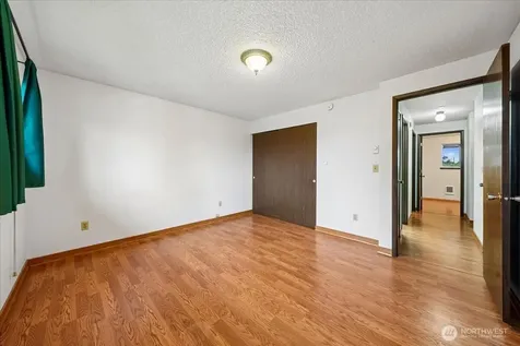 1022 E 56th Street Tacoma WA 98404