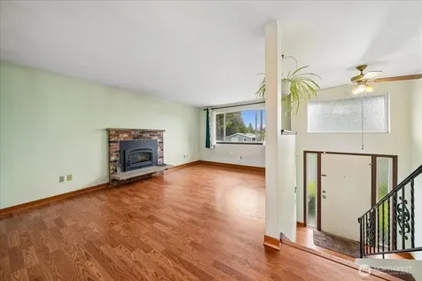 1022 E 56th Street Tacoma WA 98404