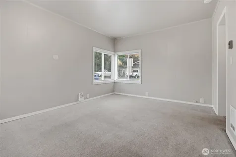 2119 Walnut Street Everett WA 98201