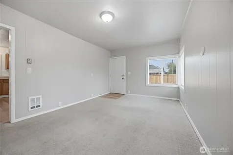 2119 Walnut Street Everett WA 98201