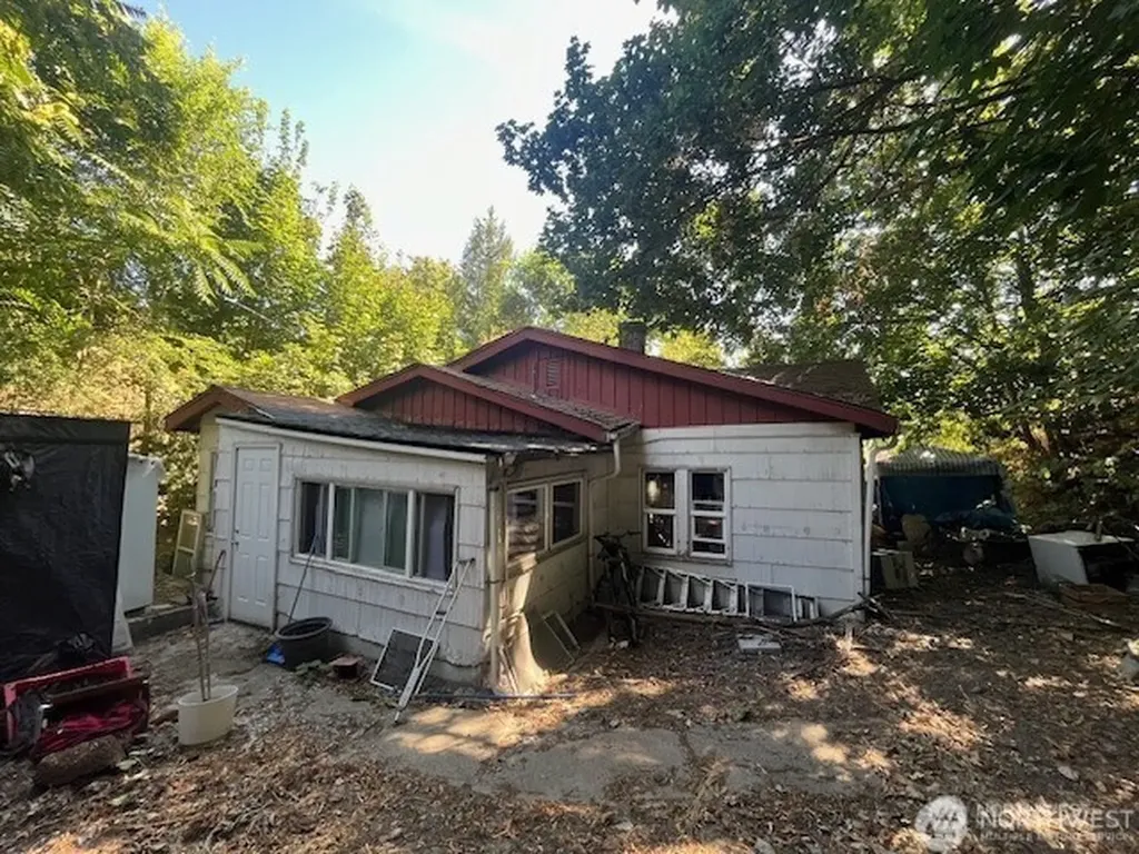 1822 S Wenatchee Avenue Wenatchee WA 98801