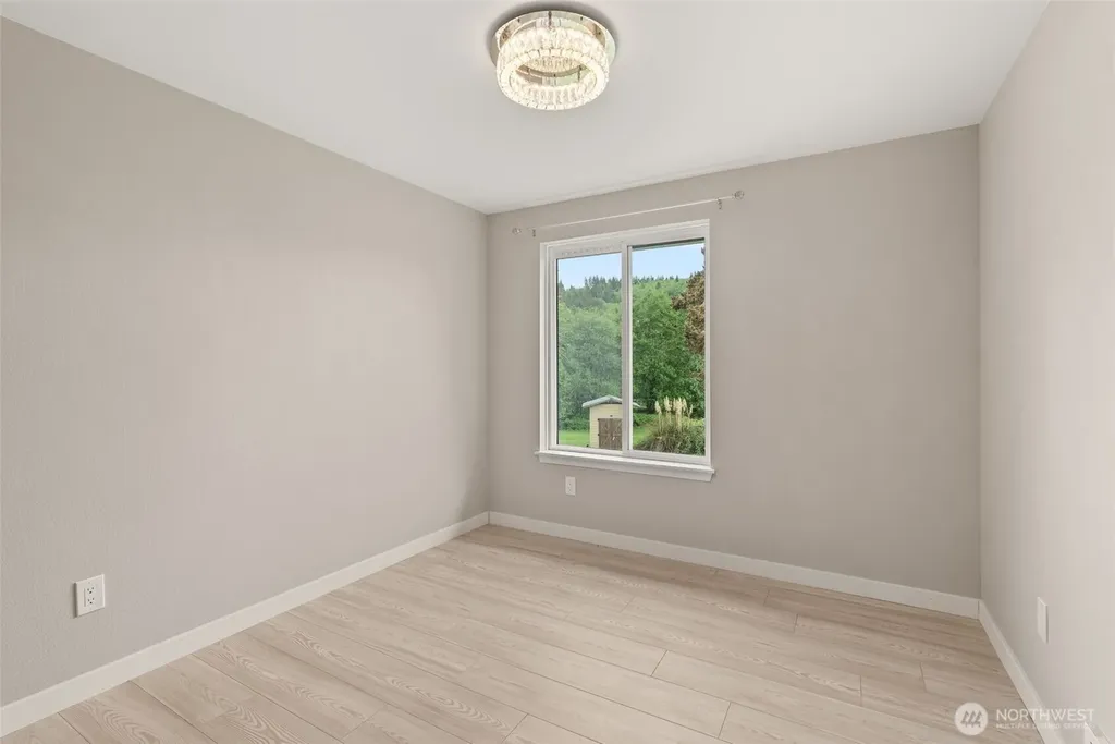 269 Elk Creek Road Raymond WA 98577