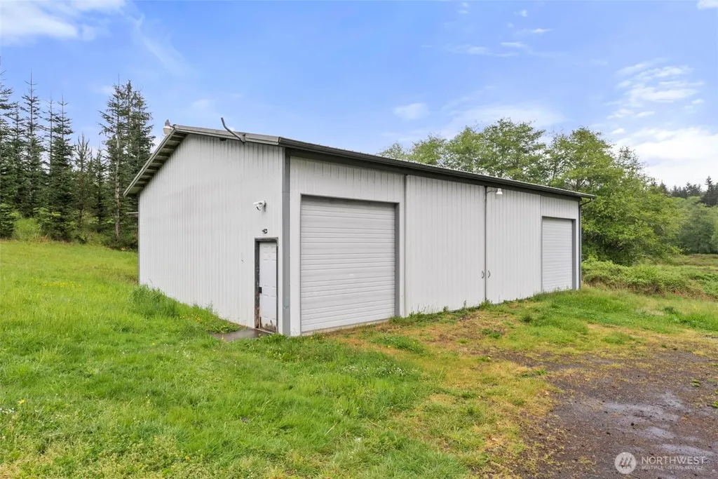 269 Elk Creek Road Raymond WA 98577