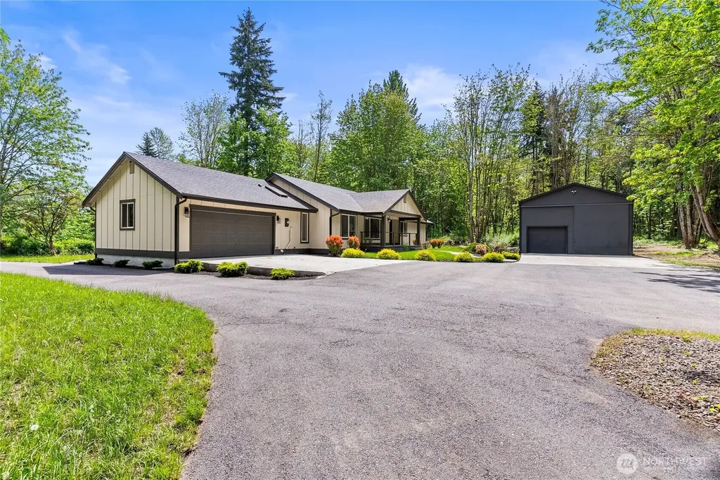 27716 114th Avenue E Graham WA 98338