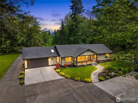 27716 114th Avenue E Graham WA 98338