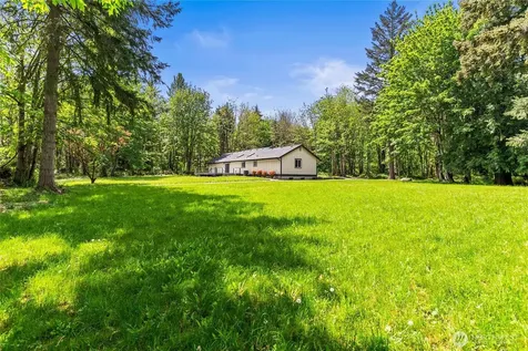 27716 114th Avenue E Graham WA 98338