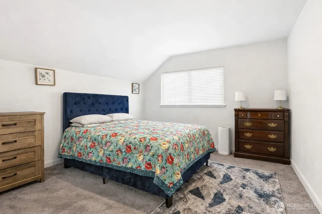 908 E First Street Aberdeen WA 98520