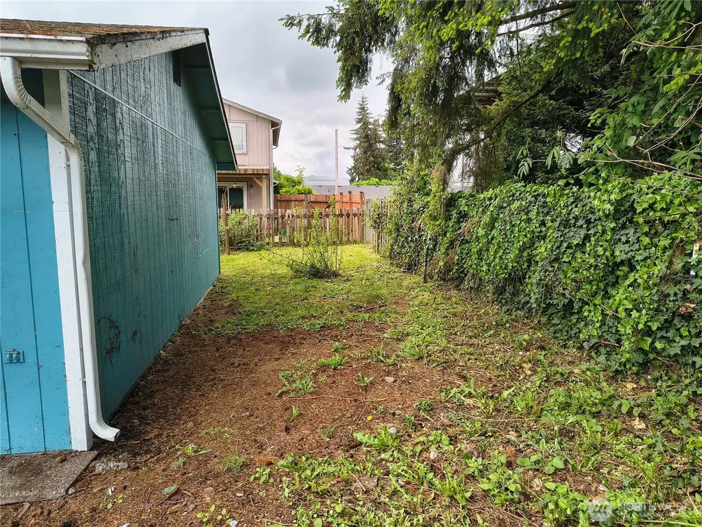423 E Spruce Street Montesano WA 98563