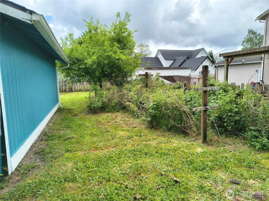 423 E Spruce Street Montesano WA 98563