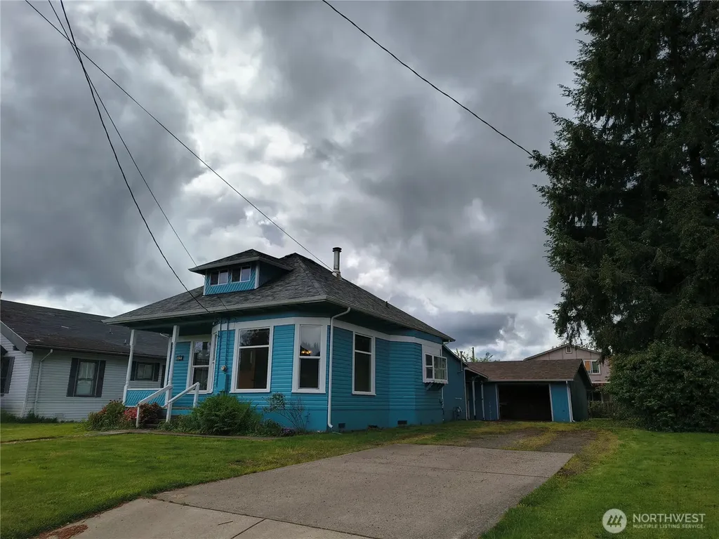 423 E Spruce Street Montesano WA 98563