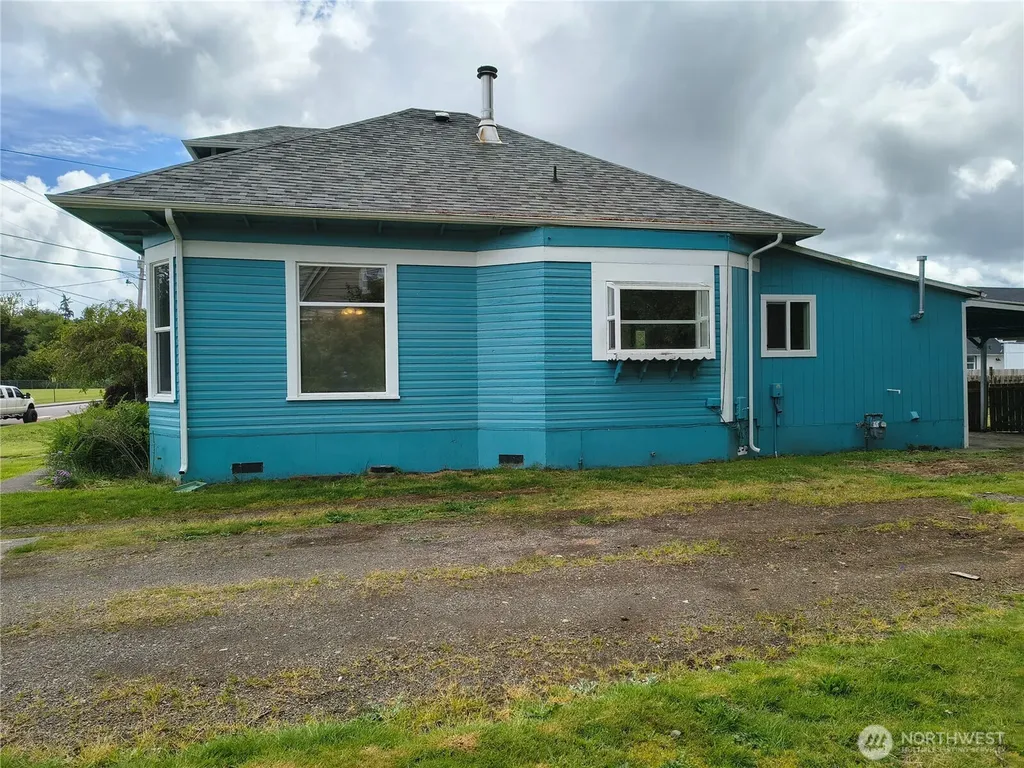 423 E Spruce Street Montesano WA 98563