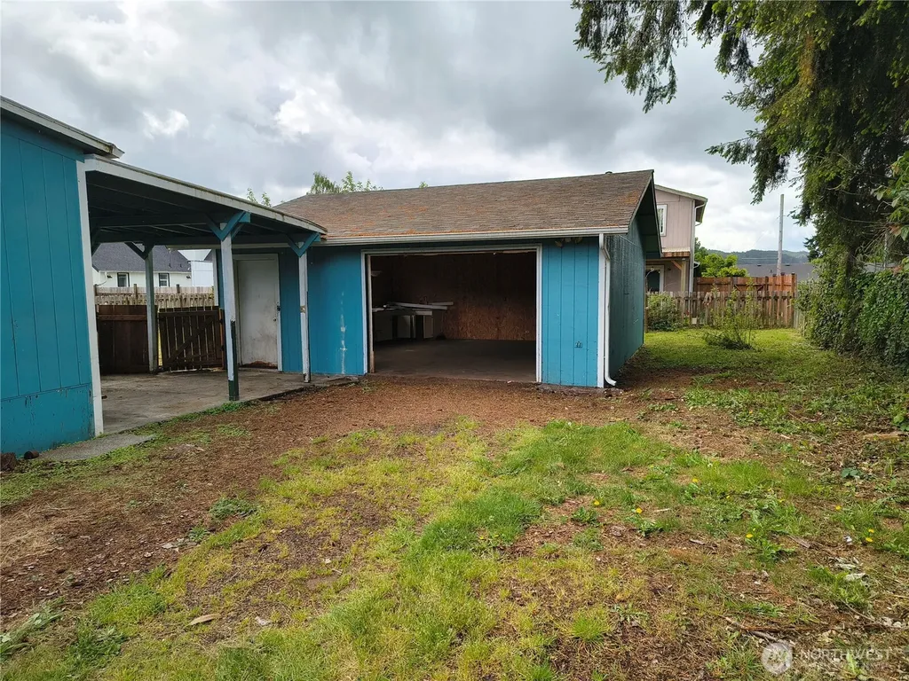 423 E Spruce Street Montesano WA 98563