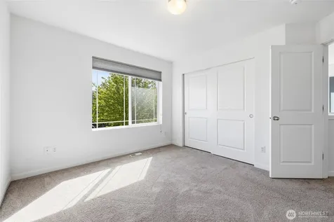 709 Crested Butte Boulevard Mount Vernon WA 98273