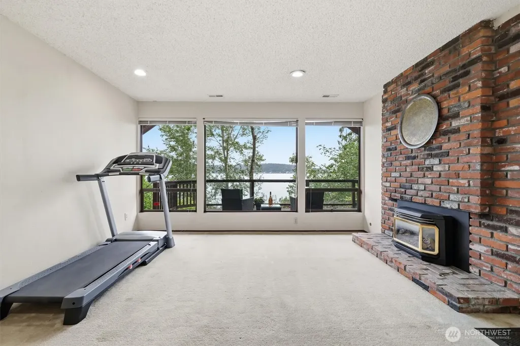 500 W Lake Sammamish Parkway NE Bellevue WA 98008