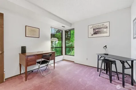 500 W Lake Sammamish Parkway NE Bellevue WA 98008
