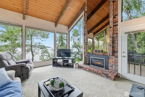 500 W Lake Sammamish Parkway NE Bellevue WA 98008