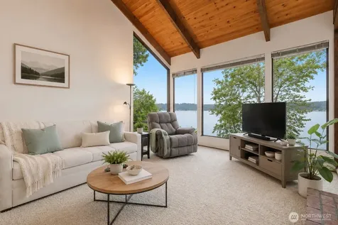 500 W Lake Sammamish Parkway NE Bellevue WA 98008