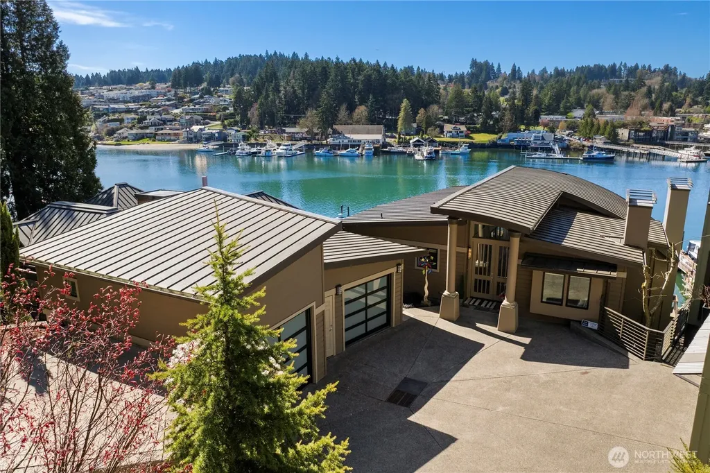 7926 Goodman Drive NW Gig Harbor WA 98332