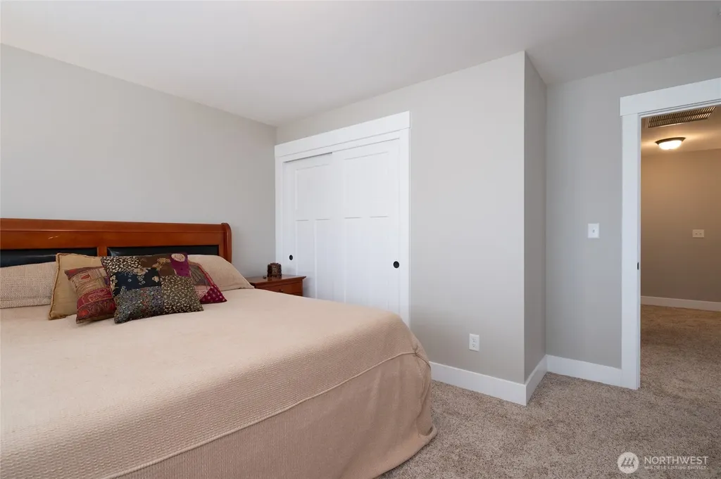 3103 Calvin Court Anacortes WA 98221
