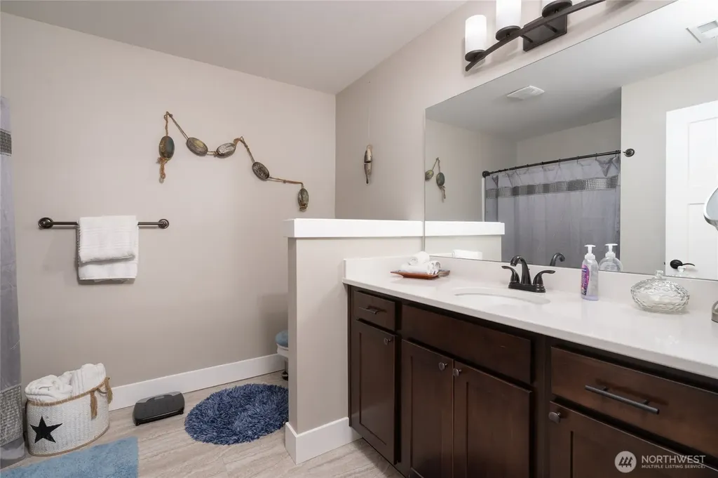 3103 Calvin Court Anacortes WA 98221