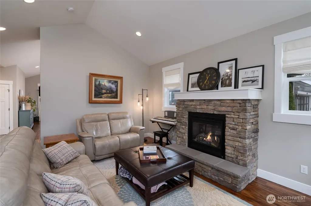 3103 Calvin Court Anacortes WA 98221