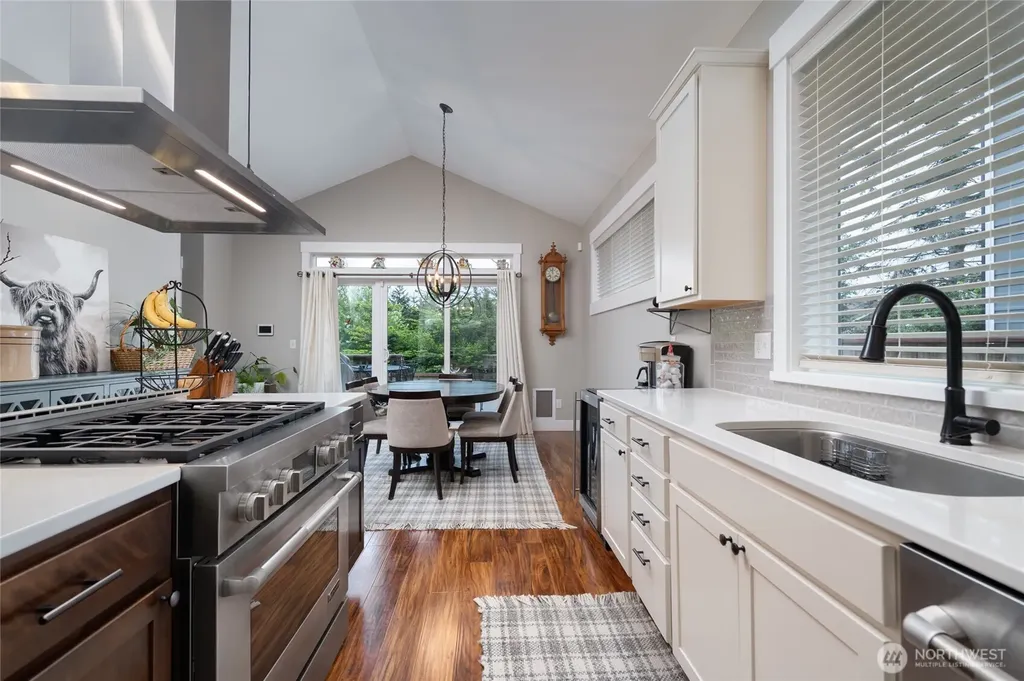 3103 Calvin Court Anacortes WA 98221