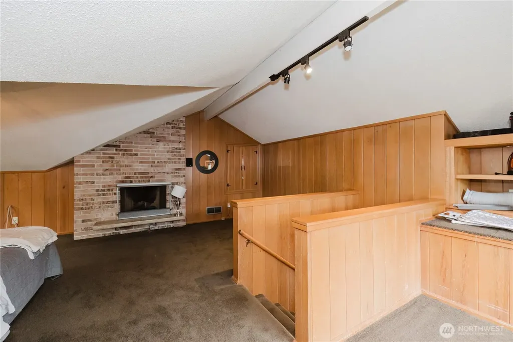 6850 E Grandview Street Tacoma WA 98404