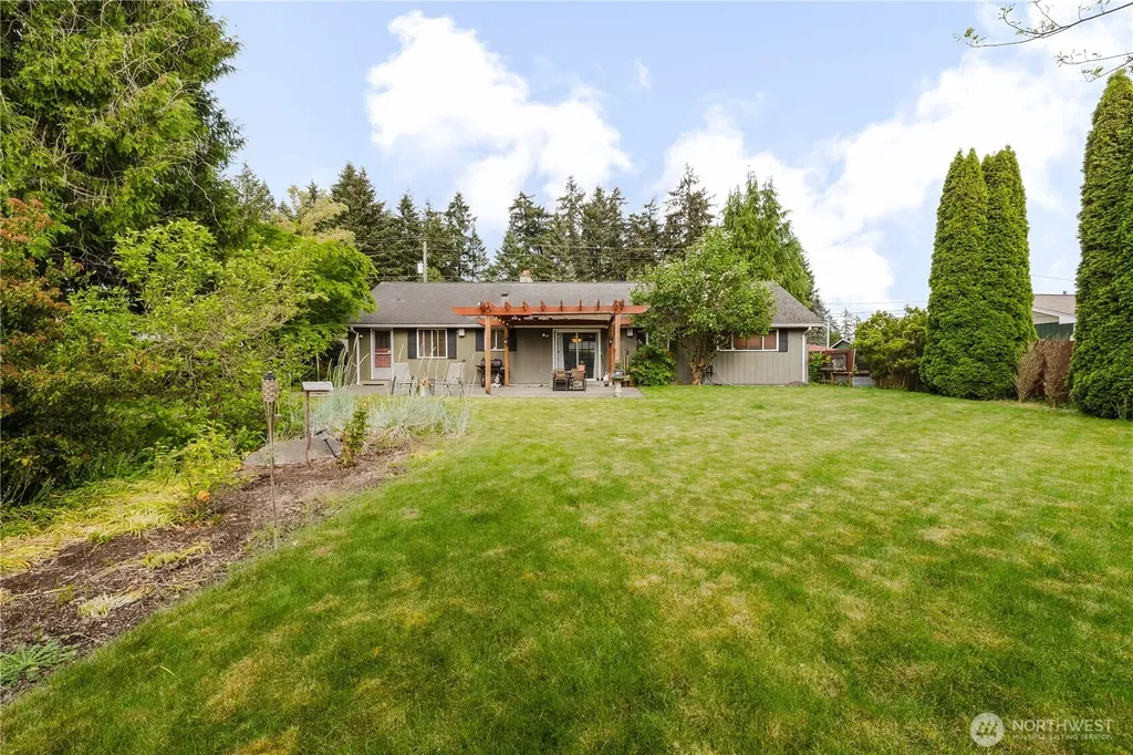 6850 E Grandview Street Tacoma WA 98404