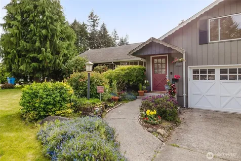 6850 E Grandview Street Tacoma WA 98404