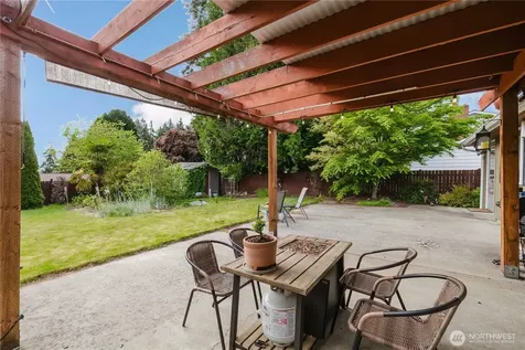 6850 E Grandview Street Tacoma WA 98404