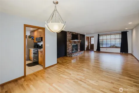 6850 E Grandview Street Tacoma WA 98404