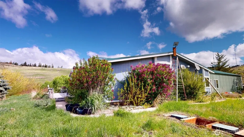 142 Fletcher Road Oroville WA 98844