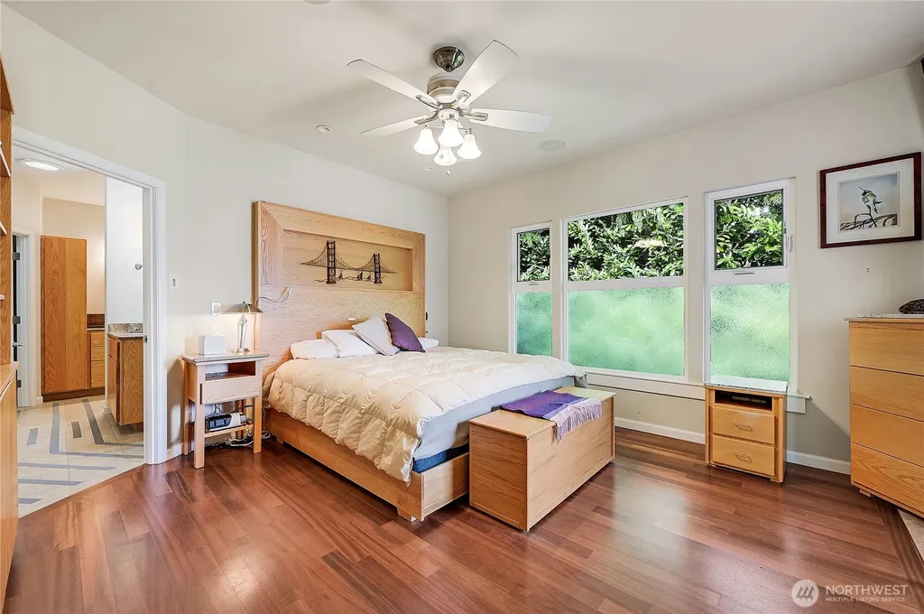 131 S Bay Way Port Ludlow WA 98365