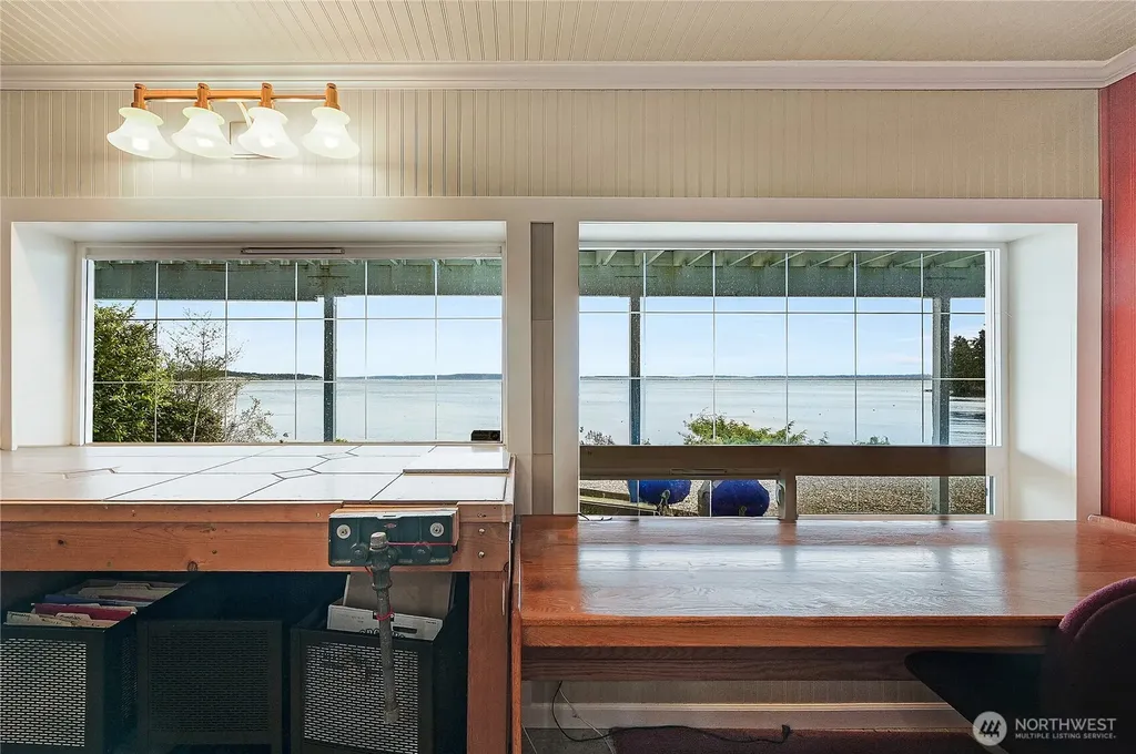 131 S Bay Way Port Ludlow WA 98365