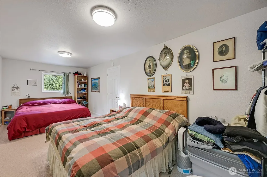 131 S Bay Way Port Ludlow WA 98365