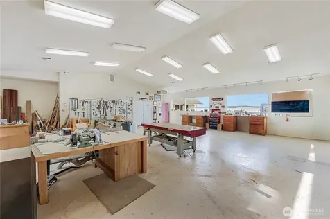131 S Bay Way Port Ludlow WA 98365