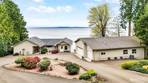 131 S Bay Way Port Ludlow WA 98365