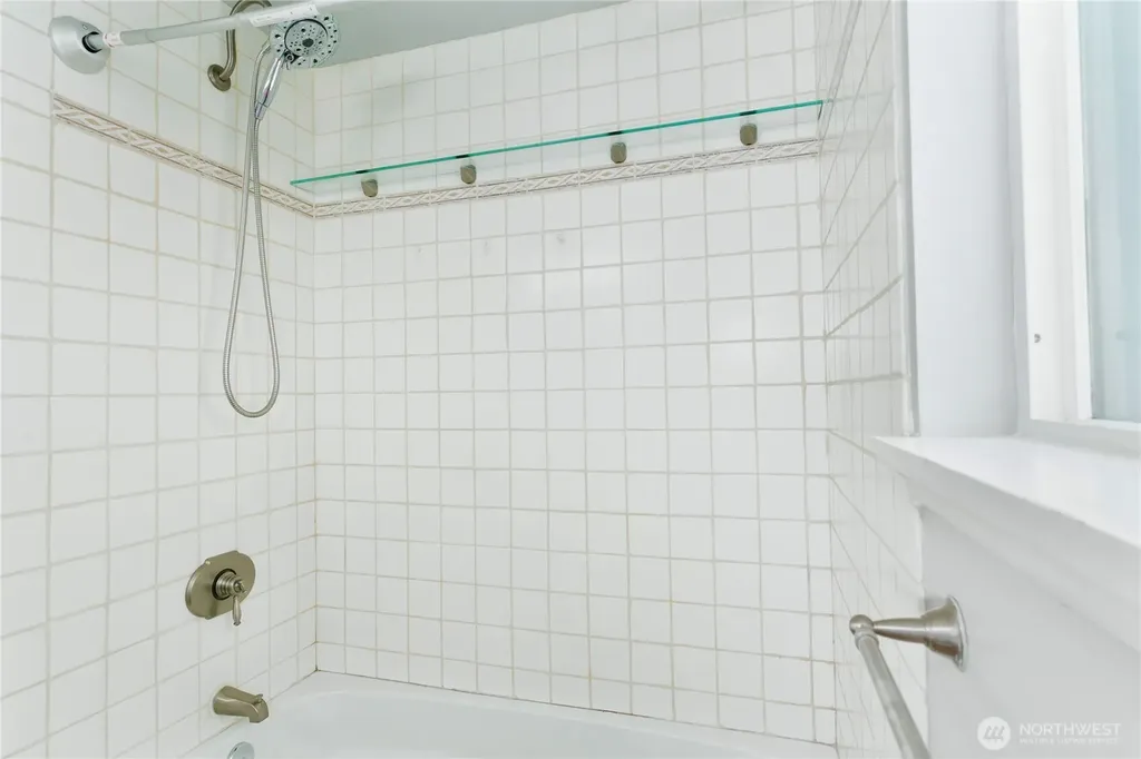 31327 12th Place S Federal Way WA 98003
