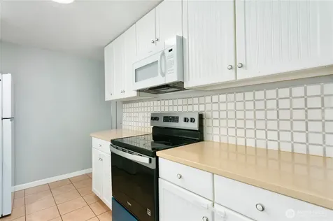 31327 12th Place S Federal Way WA 98003