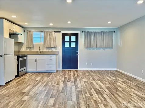 31327 12th Place S Federal Way WA 98003
