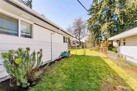 31327 12th Place S Federal Way WA 98003