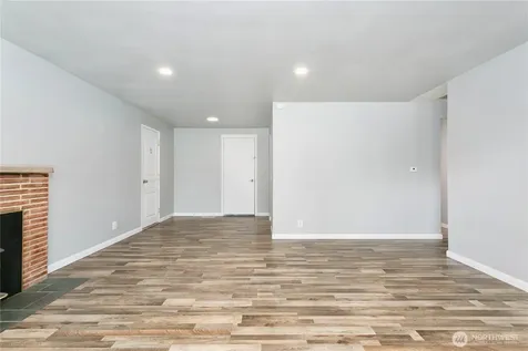 31327 12th Place S Federal Way WA 98003