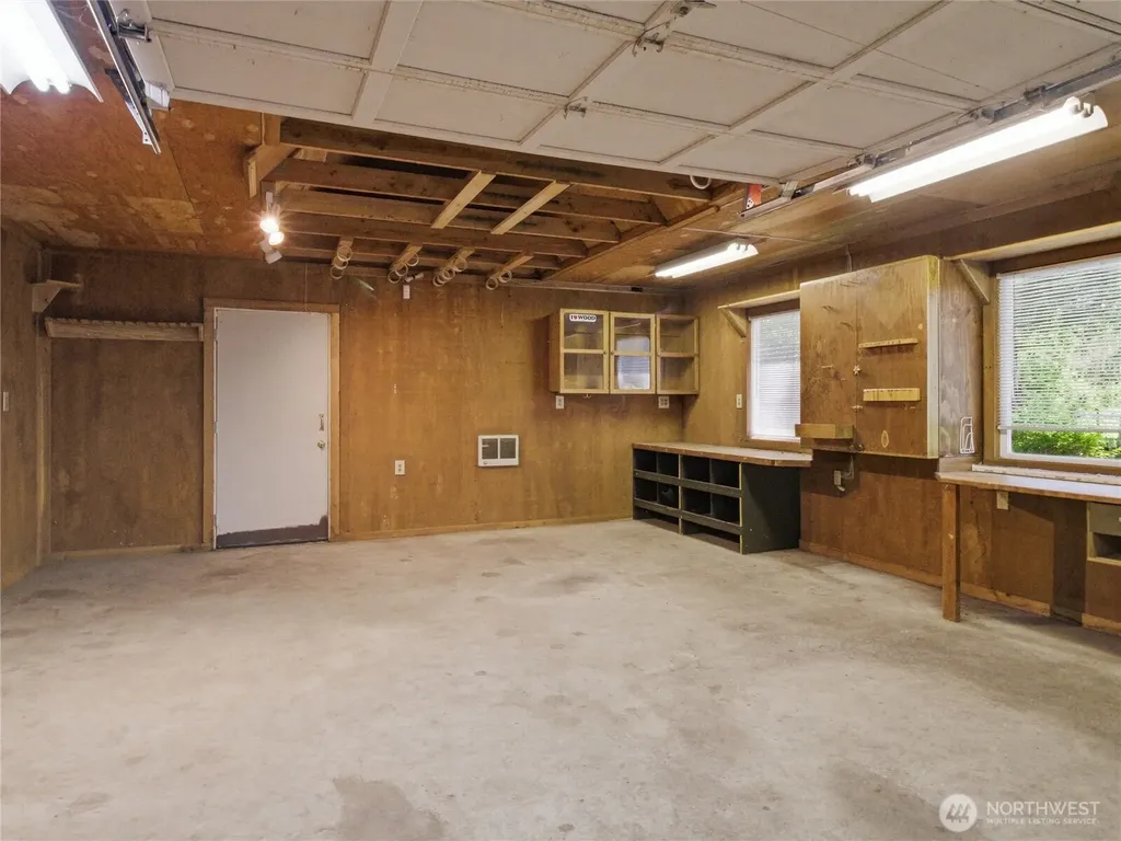 322 Country Estates Drive W Rainier WA 98576