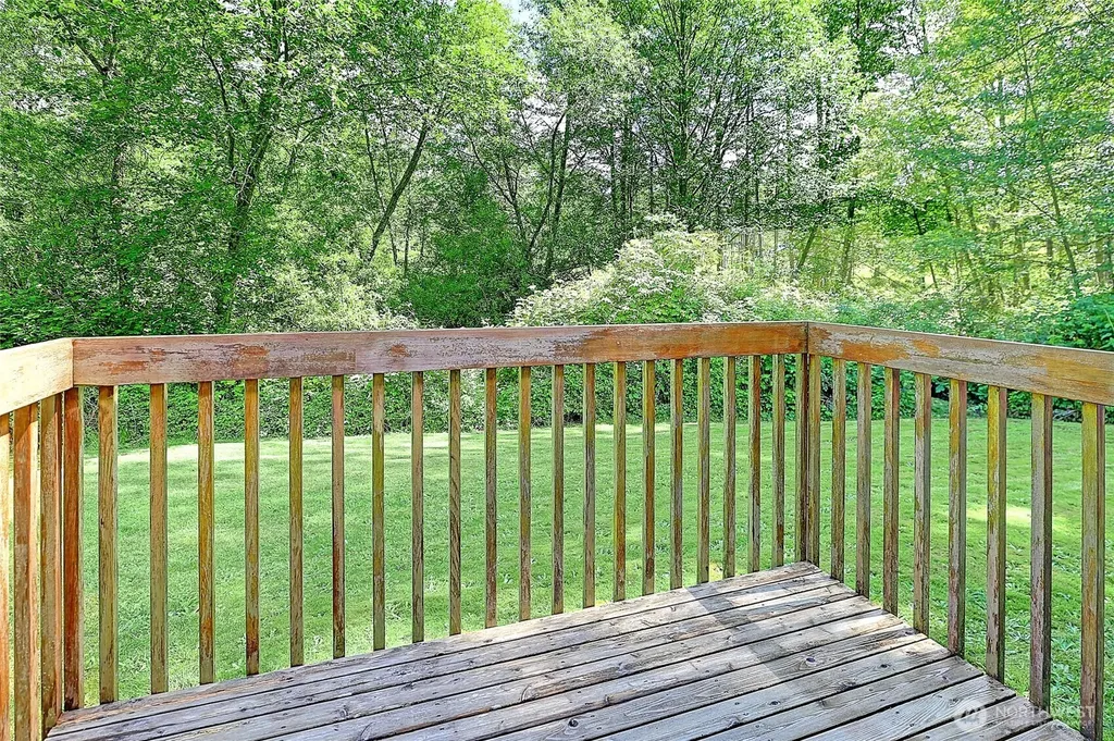 611 SW Camano Drive Camano Island WA 98282