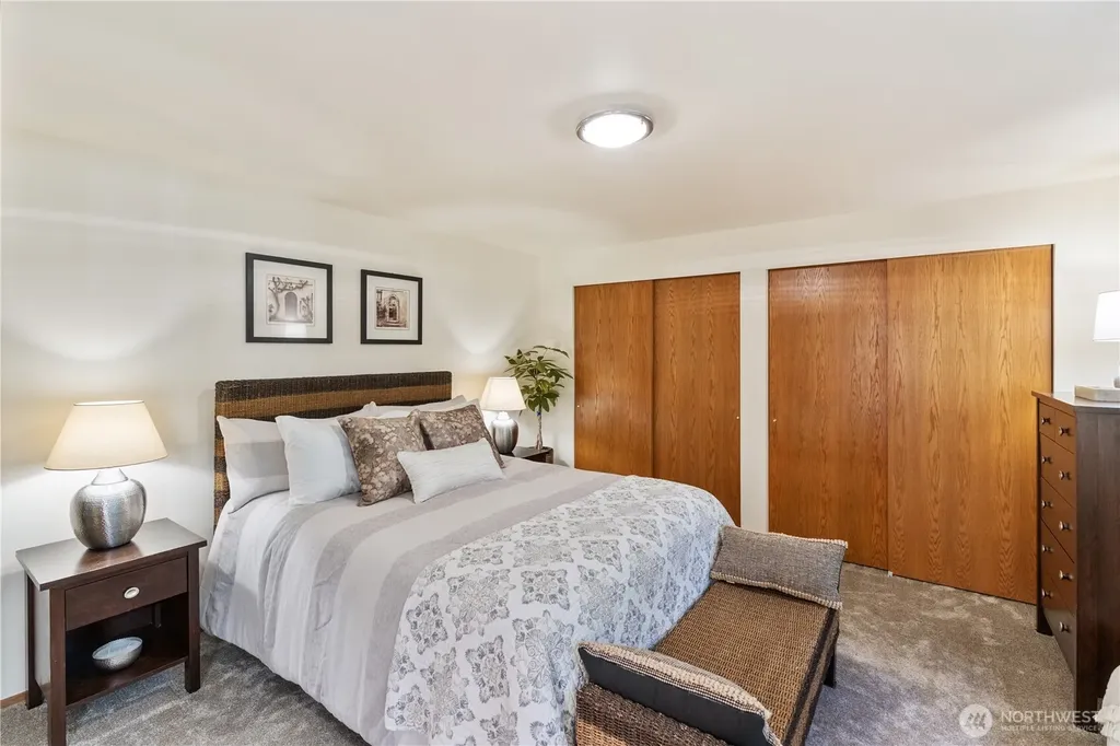 4372 Holcomb Street Port Townsend WA 98368