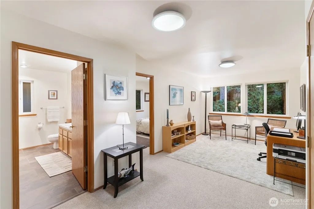 4372 Holcomb Street Port Townsend WA 98368