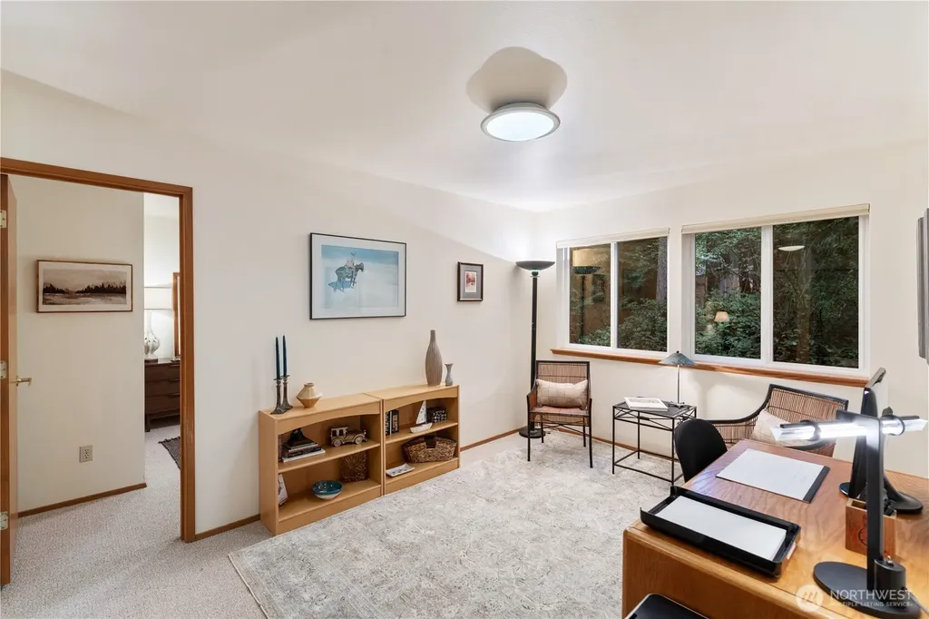 4372 Holcomb Street Port Townsend WA 98368